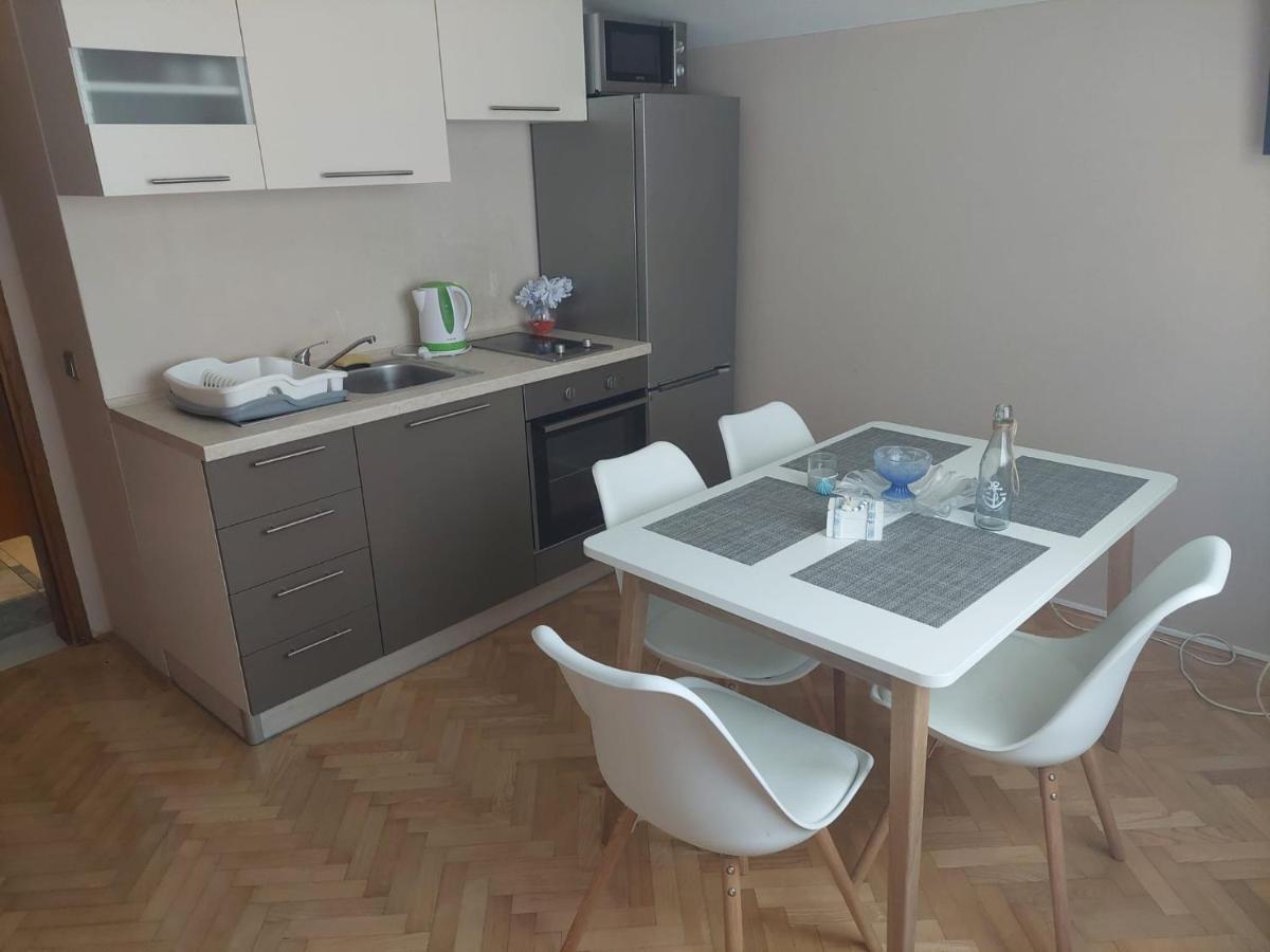 Apartments "Jope I Toni" Biograd Na Moru Exterior foto