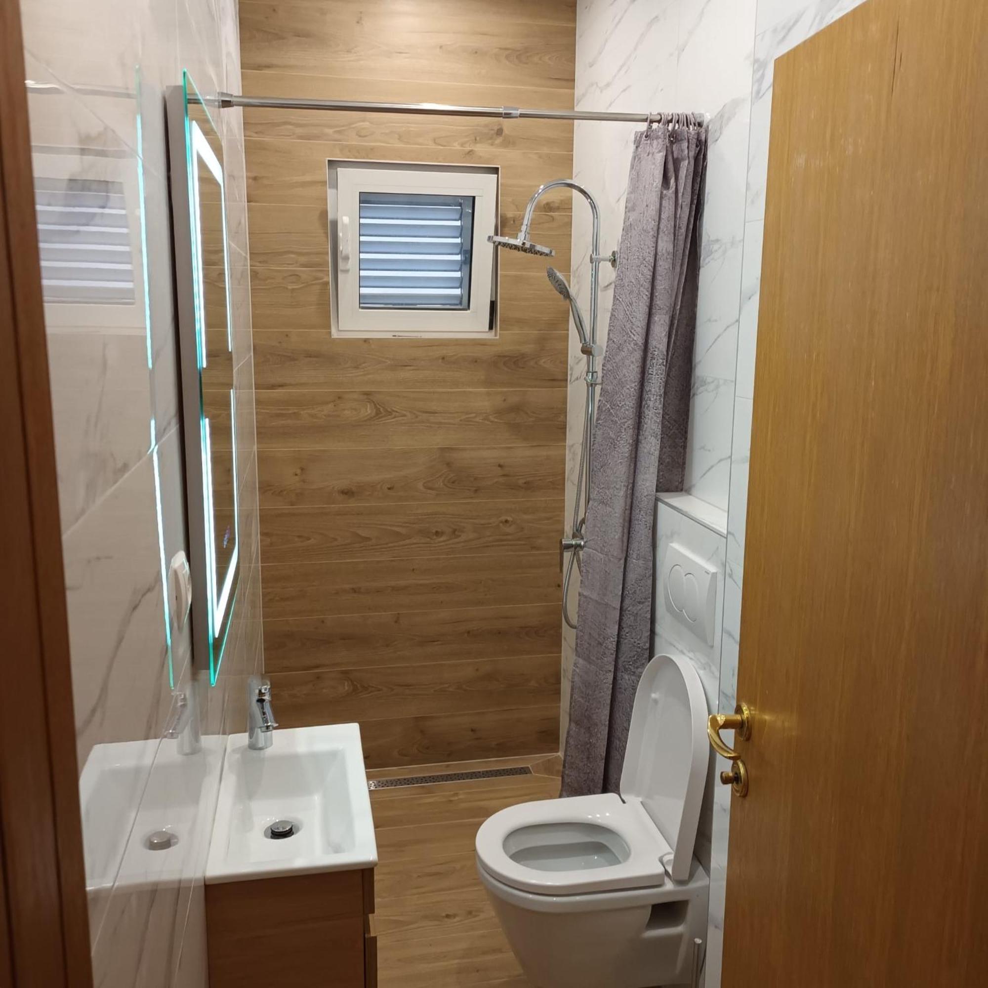 Apartments "Jope I Toni" Biograd Na Moru Exterior foto
